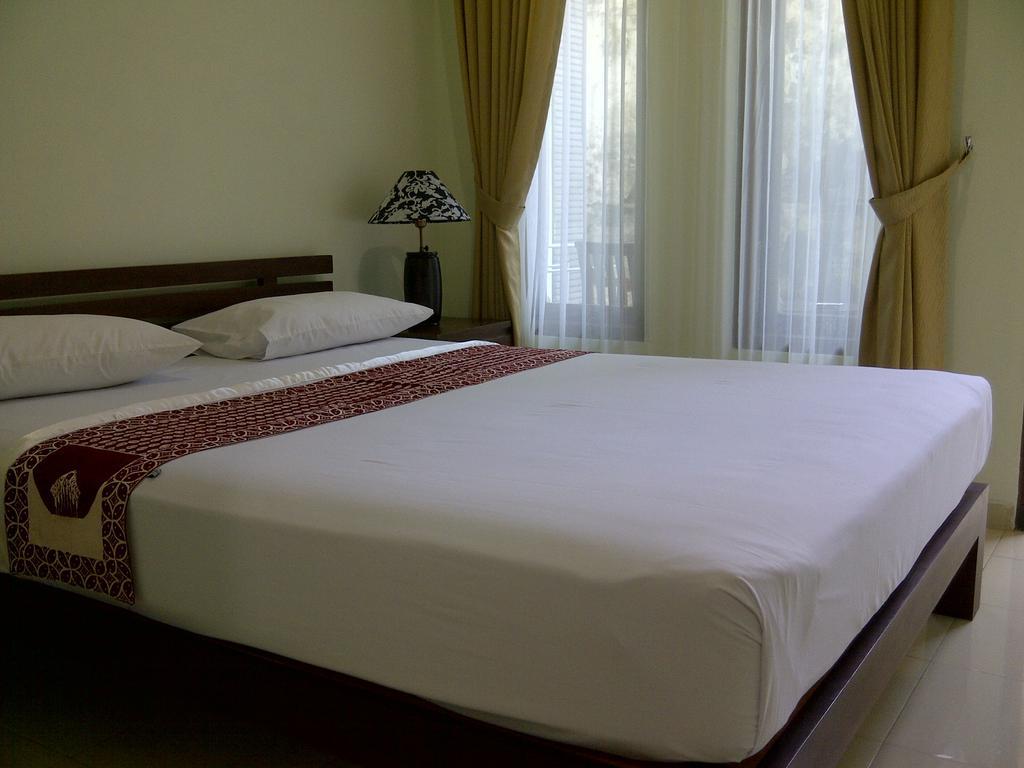 Puri Pangeran Hotel Джокьякарта Номер фото